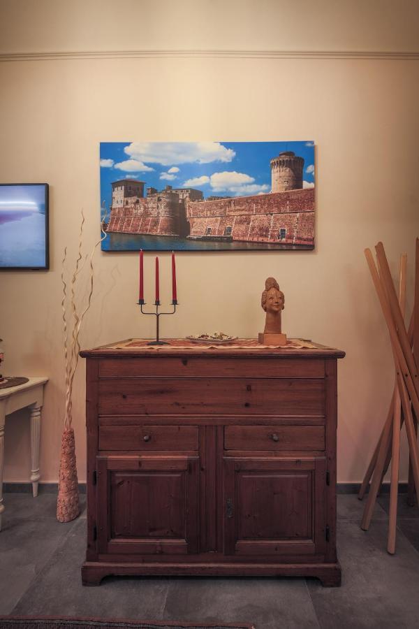 Torretta10 Guesthouse Ливорно Екстериор снимка