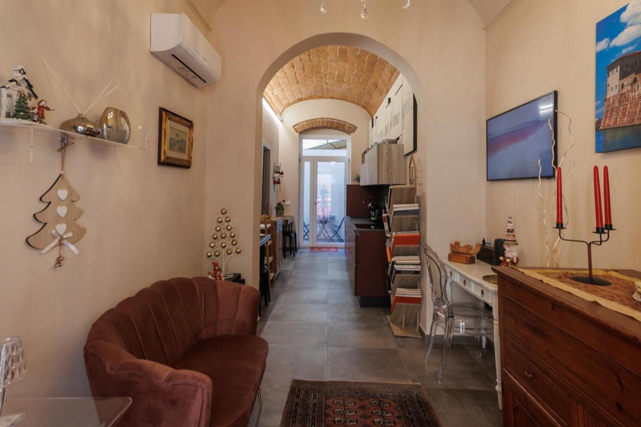 Torretta10 Guesthouse Ливорно Екстериор снимка