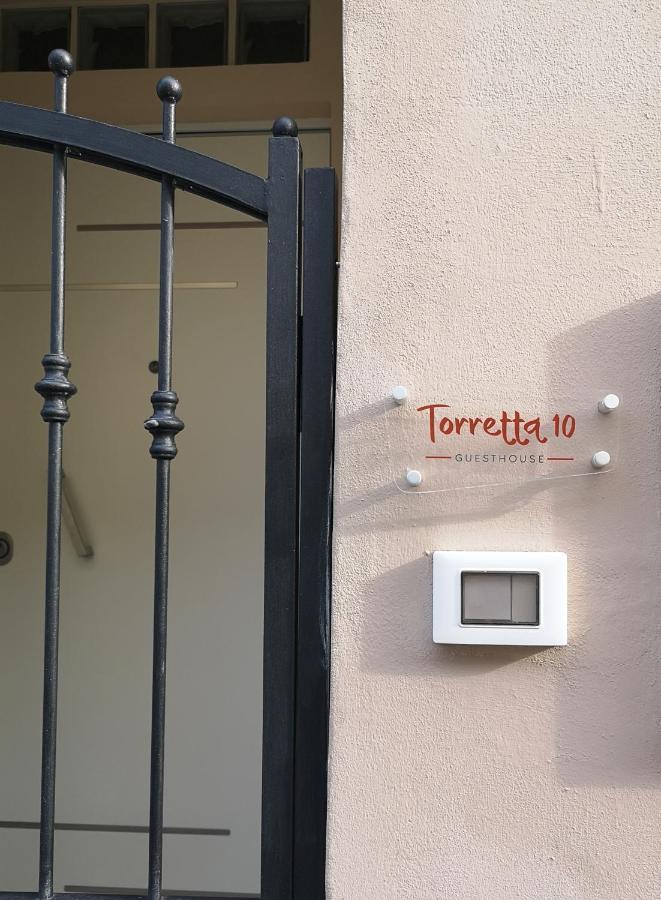 Torretta10 Guesthouse Ливорно Екстериор снимка