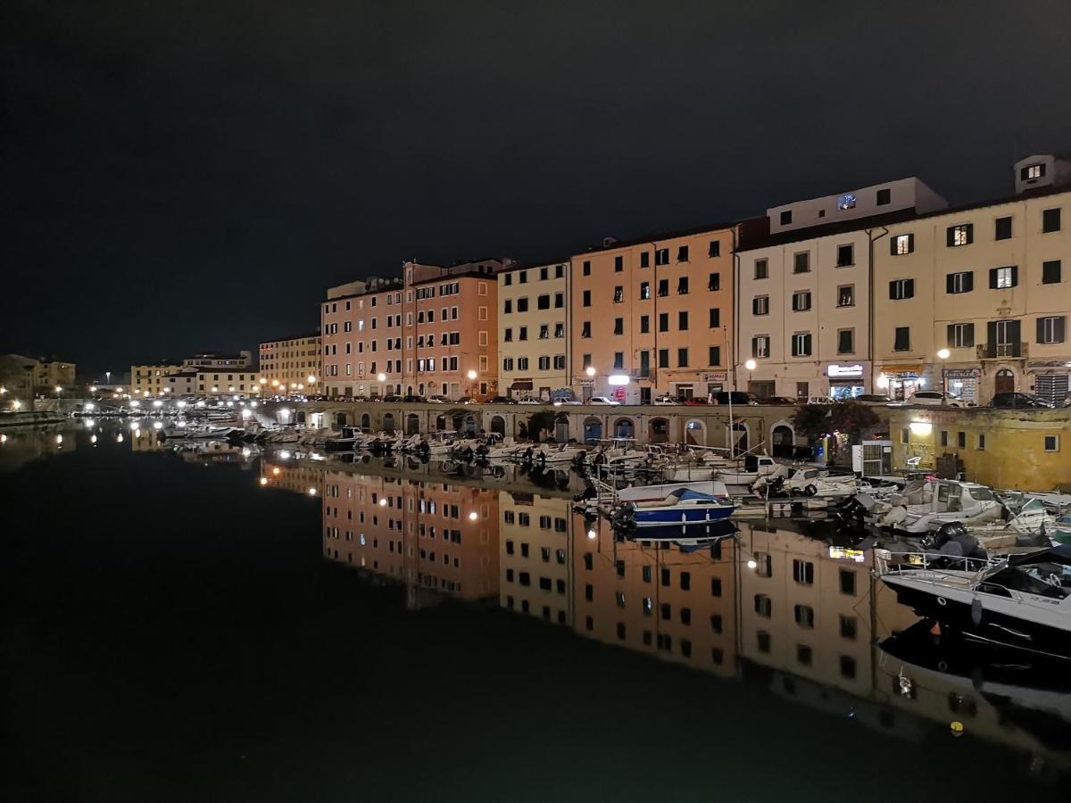 Torretta10 Guesthouse Ливорно Екстериор снимка