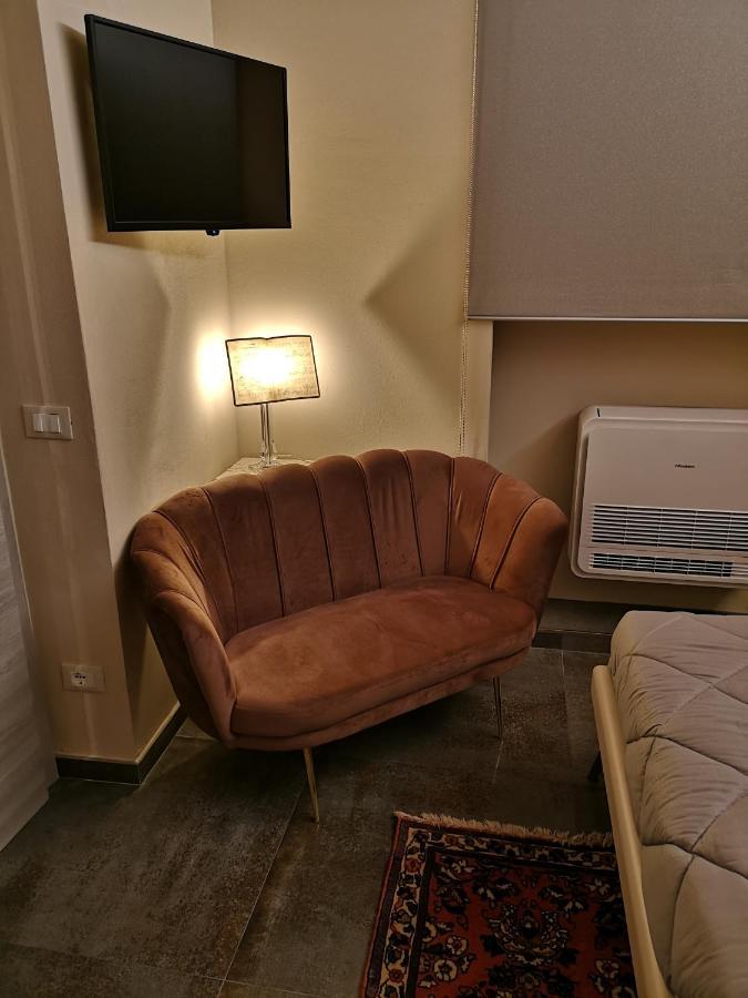 Torretta10 Guesthouse Ливорно Екстериор снимка